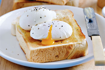  eating poached eggs